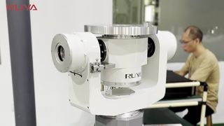 3DT320-A piccolo giradischi elettrico da tavolo a tre assi